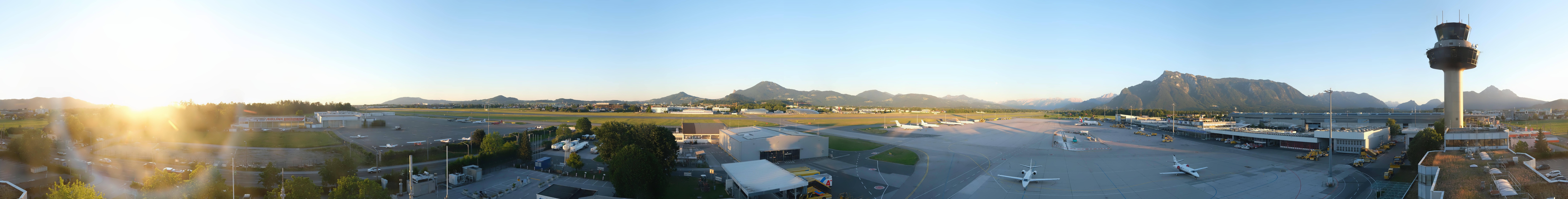 Archiv Foto Webcam Flughafen Salzburg