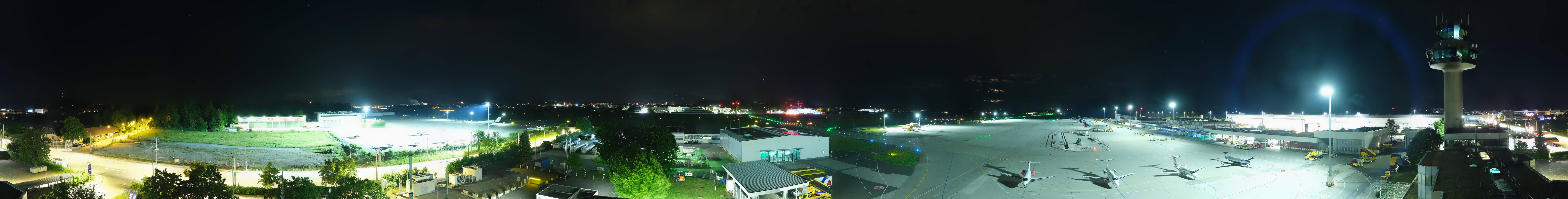 Archiv Foto Webcam Flughafen Salzburg
