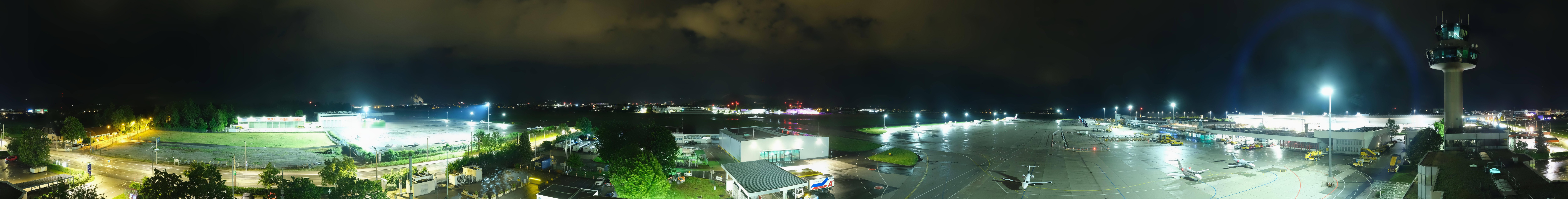 Archived image Webcam Salzburg Airport Panorama