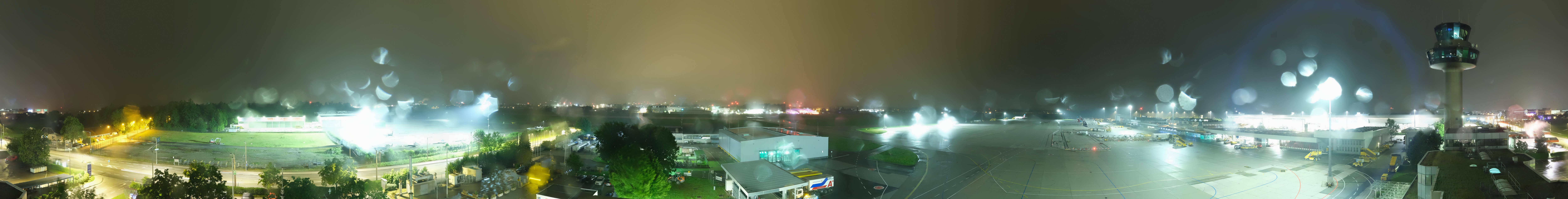 Archiv Foto Webcam Flughafen Salzburg