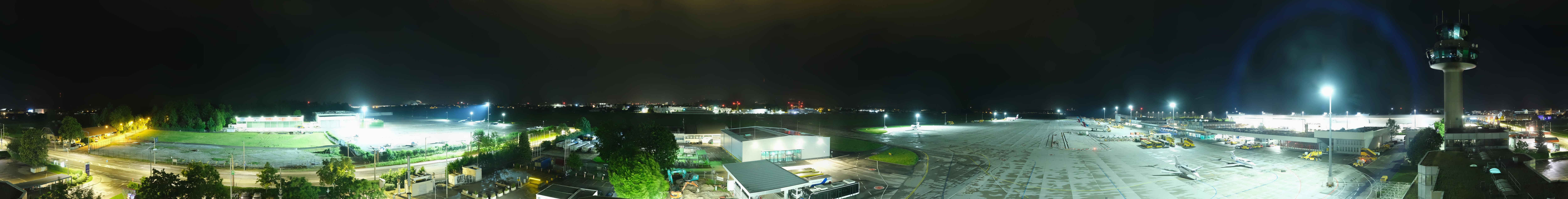Archived image Webcam Salzburg Airport Panorama