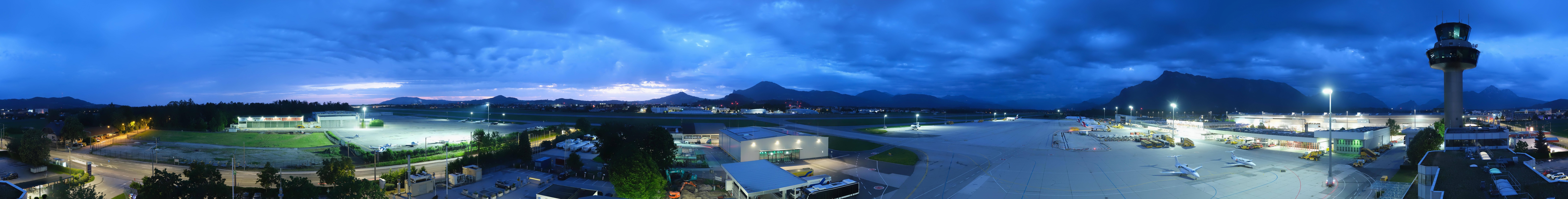 Archived image Webcam Salzburg Airport Panorama