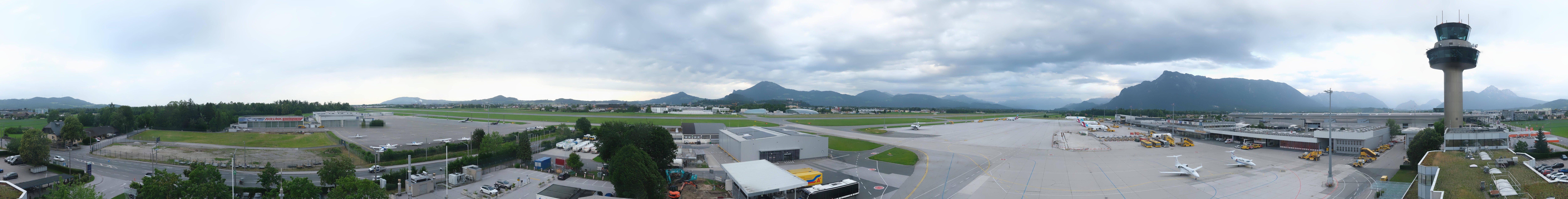 Archived image Webcam Salzburg Airport Panorama