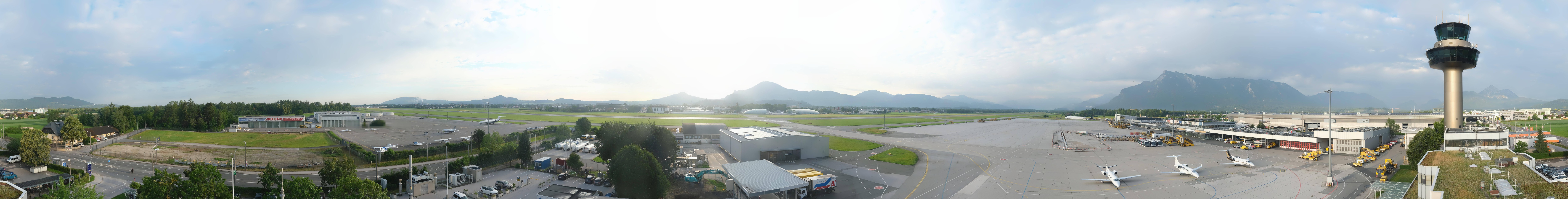 Archiv Foto Webcam Flughafen Salzburg