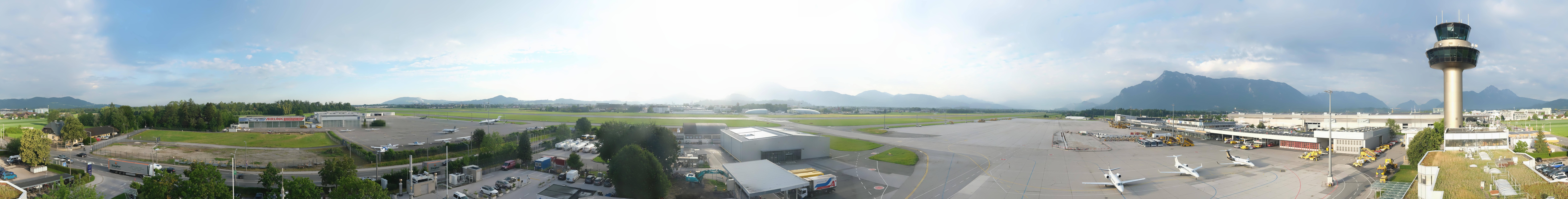 Archiv Foto Webcam Flughafen Salzburg