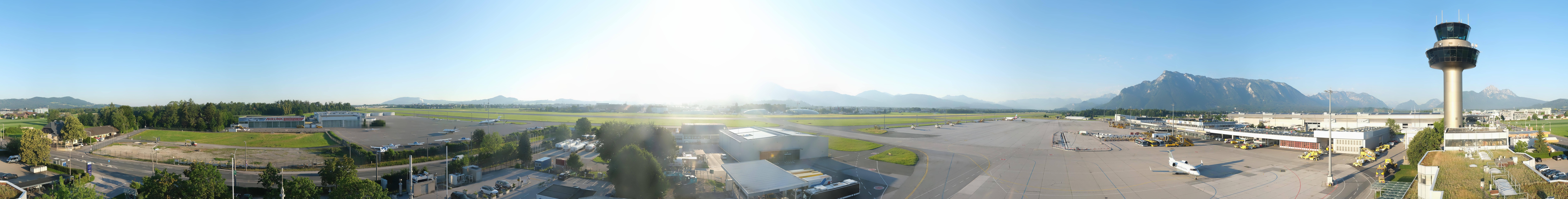 Archived image Webcam Salzburg Airport Panorama