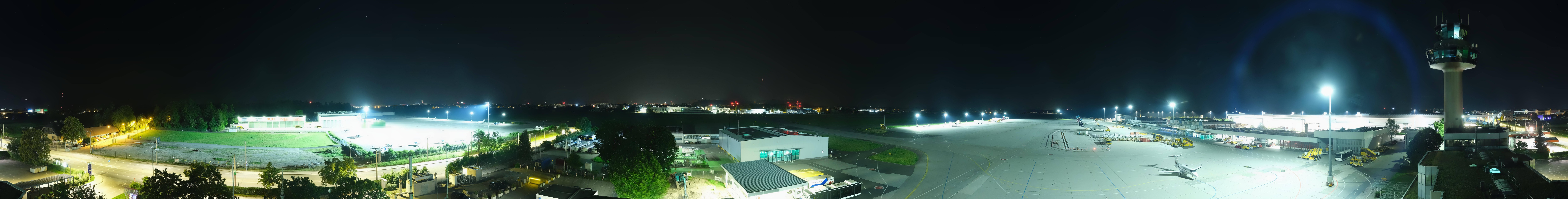 Archived image Webcam Salzburg Airport Panorama