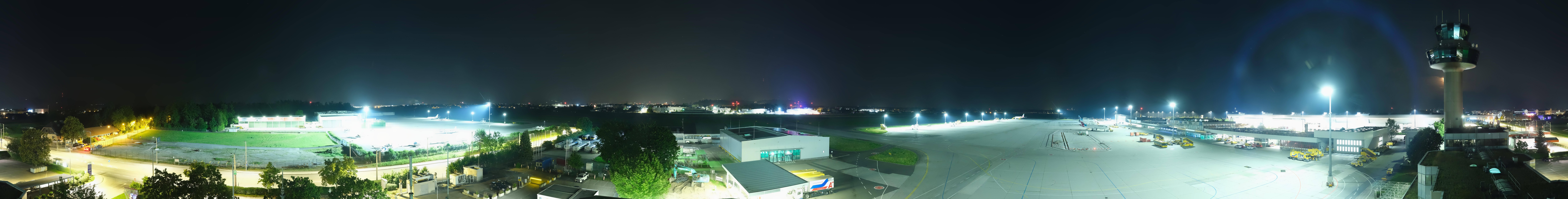 Archiv Foto Webcam Flughafen Salzburg