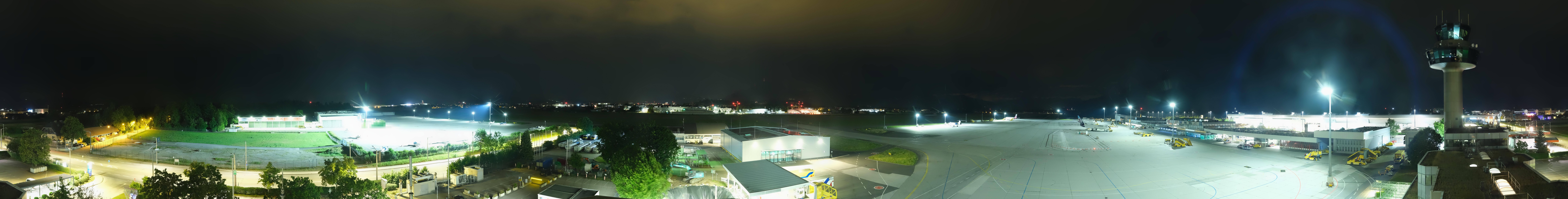 Archiv Foto Webcam Flughafen Salzburg
