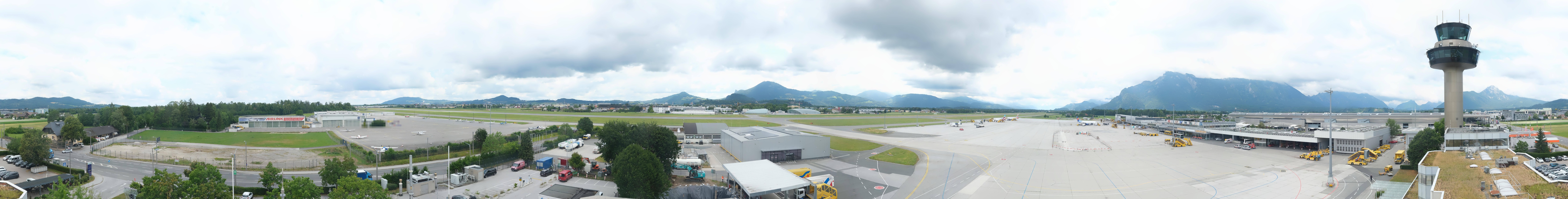 Archiv Foto Webcam Flughafen Salzburg