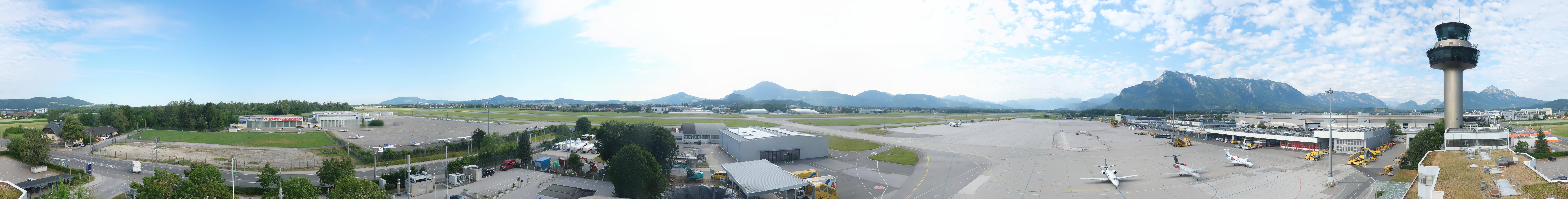 Archived image Webcam Salzburg Airport Panorama