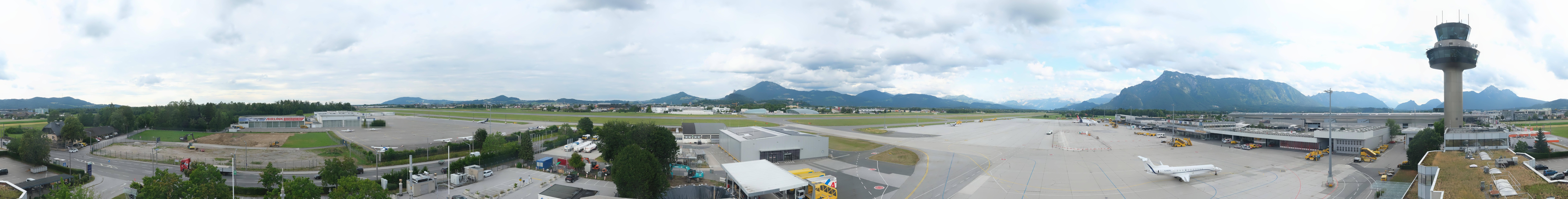 Archiv Foto Webcam Flughafen Salzburg