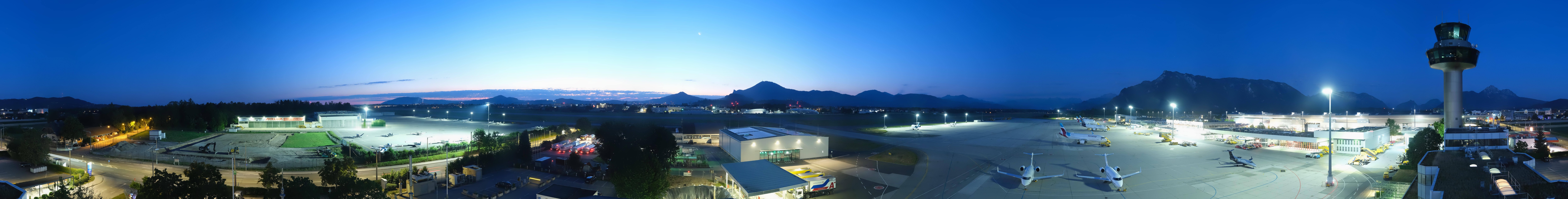 Archived image Webcam Salzburg Airport Panorama
