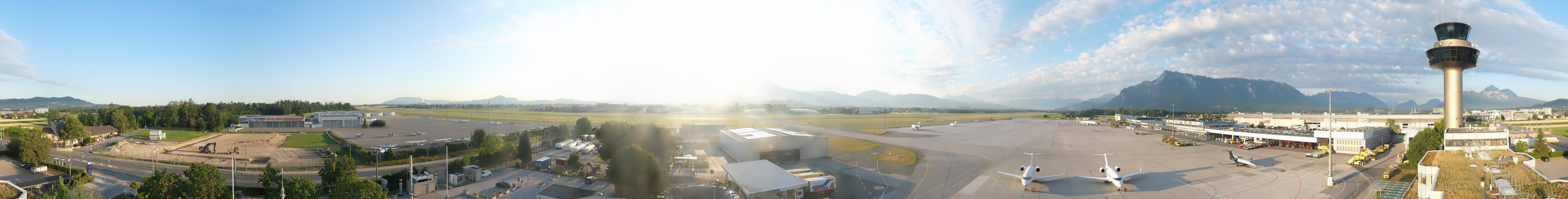 Archived image Webcam Salzburg Airport Panorama