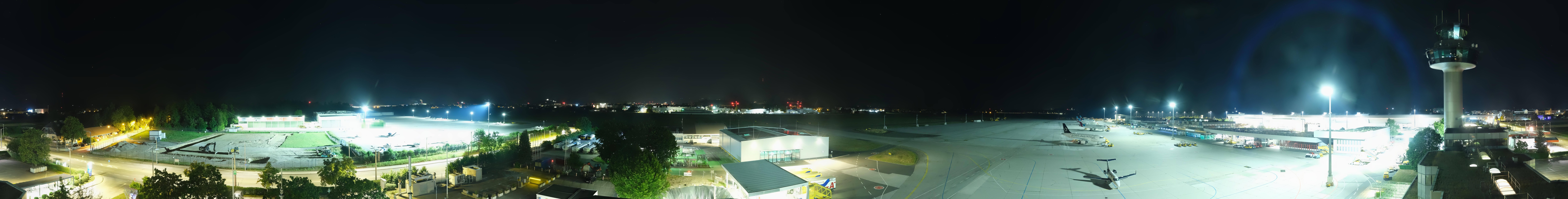 Archived image Webcam Salzburg Airport Panorama