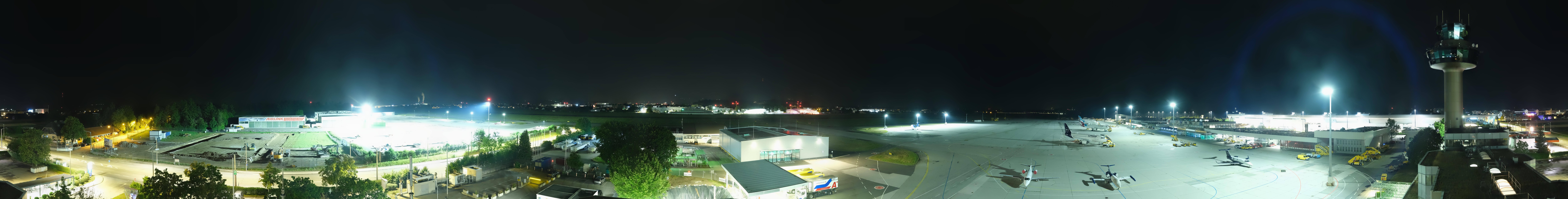 Archiv Foto Webcam Flughafen Salzburg