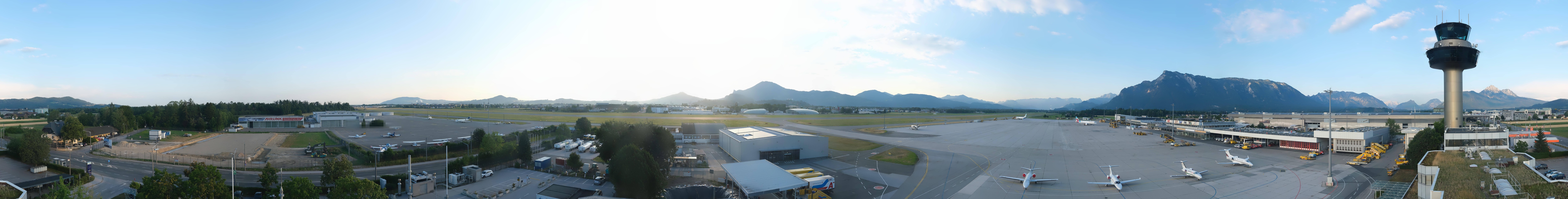 Archived image Webcam Salzburg Airport Panorama