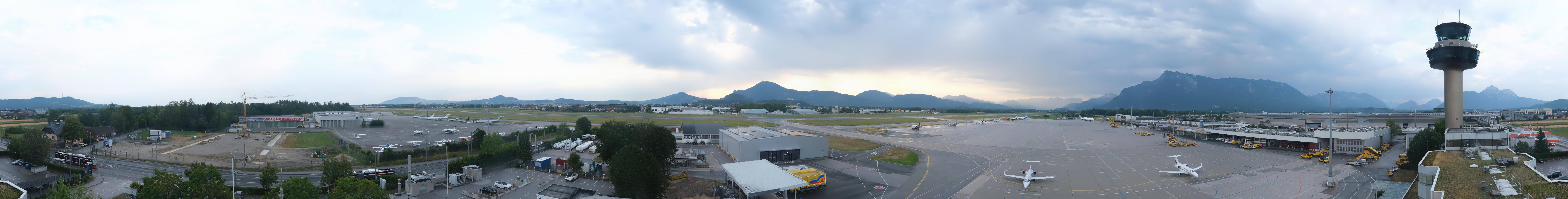 Archiv Foto Webcam Flughafen Salzburg