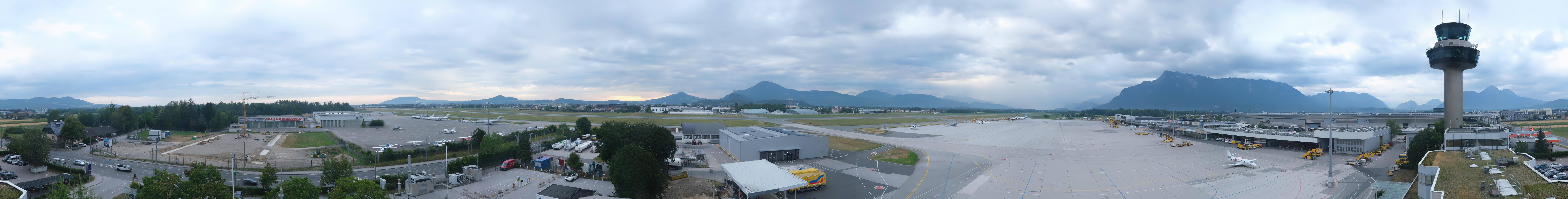 Archiv Foto Webcam Flughafen Salzburg