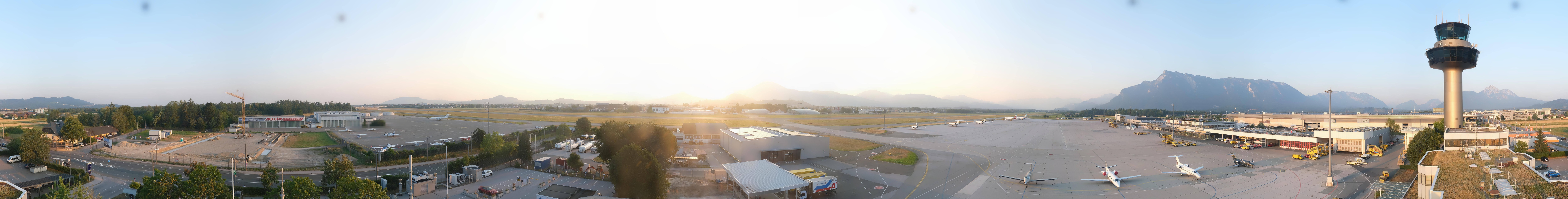 Archiv Foto Webcam Flughafen Salzburg