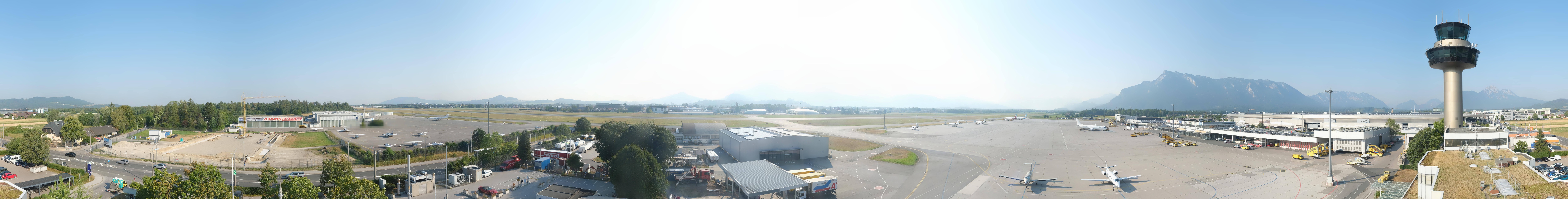 Archiv Foto Webcam Flughafen Salzburg