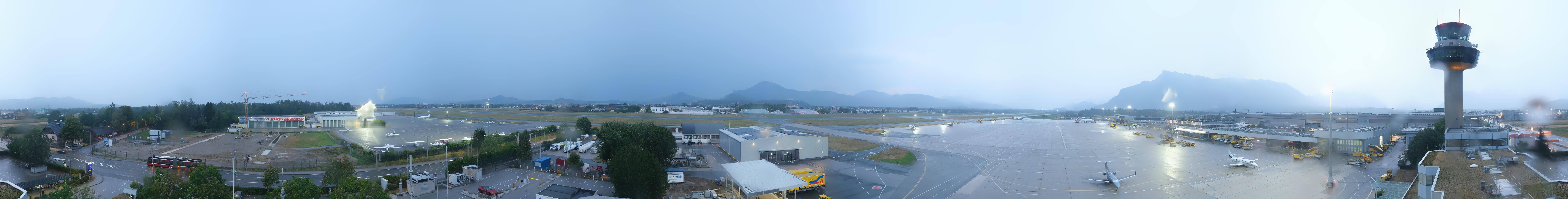 Archiv Foto Webcam Flughafen Salzburg