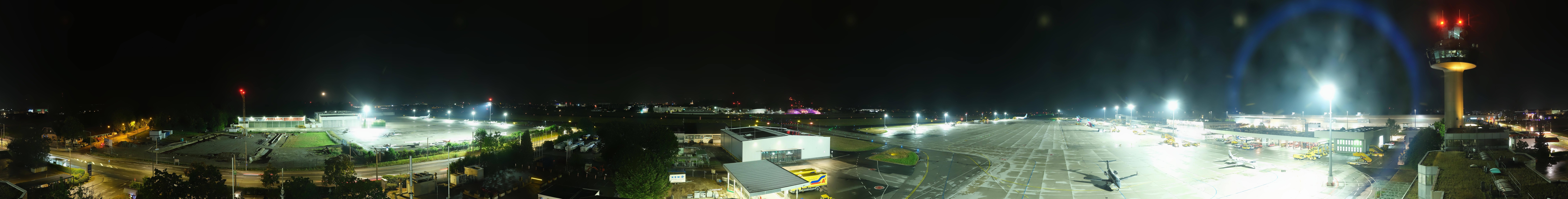 Archiv Foto Webcam Flughafen Salzburg