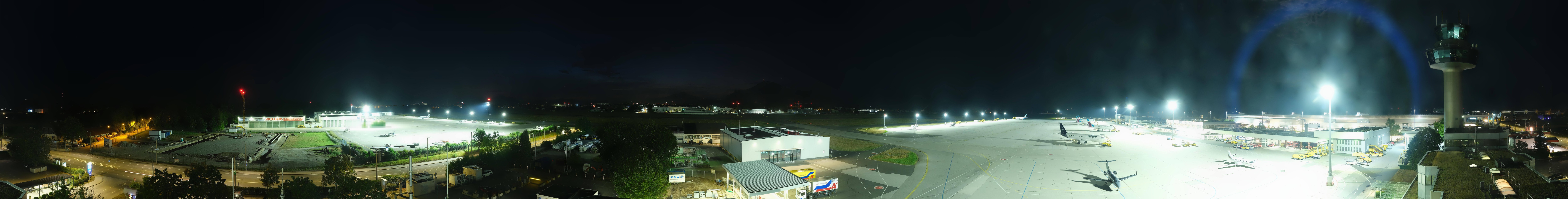 Archived image Webcam Salzburg Airport Panorama