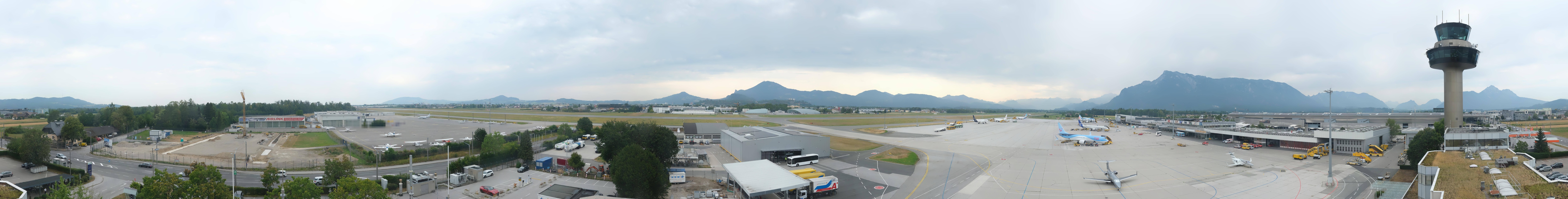 Archived image Webcam Salzburg Airport Panorama