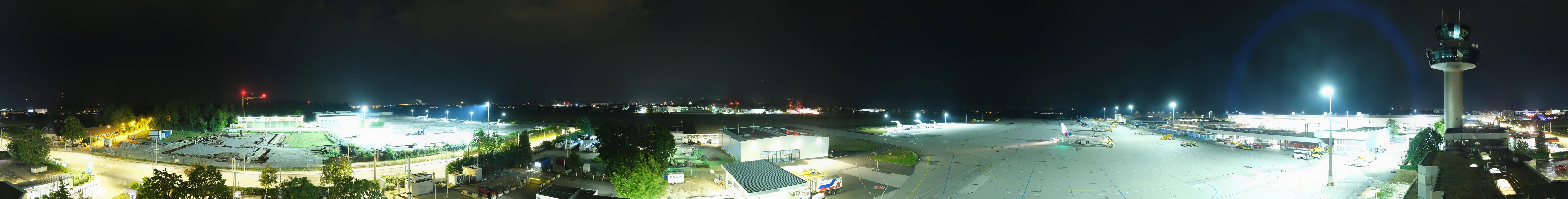 Archived image Webcam Salzburg Airport Panorama