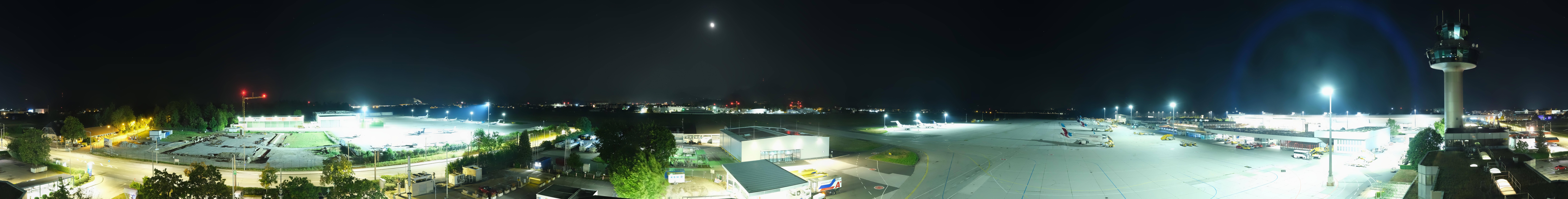 Archived image Webcam Salzburg Airport Panorama