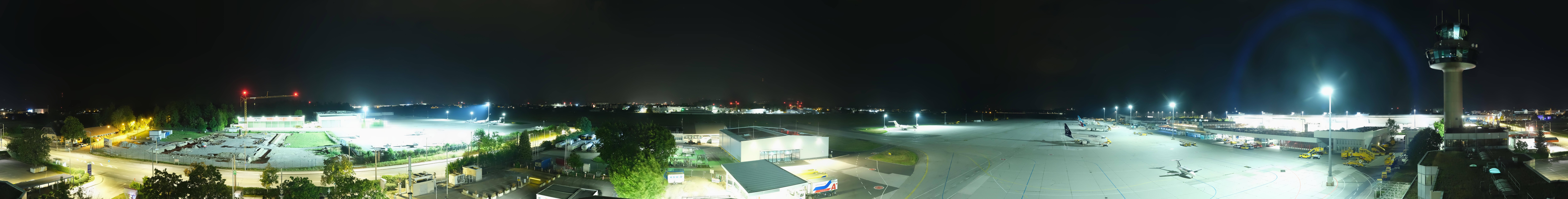Archived image Webcam Salzburg Airport Panorama
