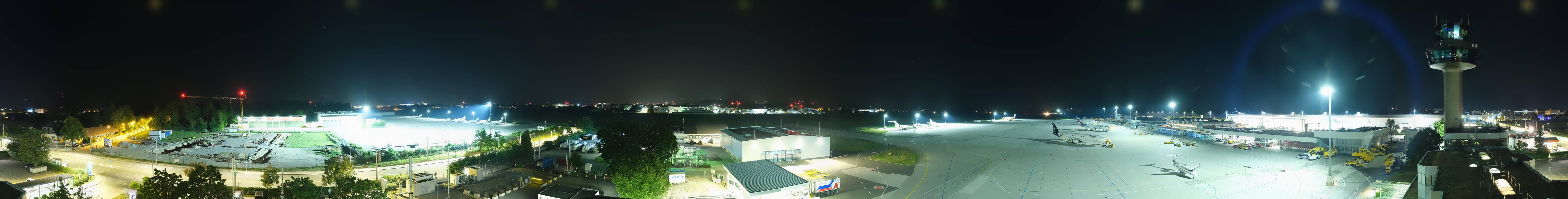 Archiv Foto Webcam Flughafen Salzburg