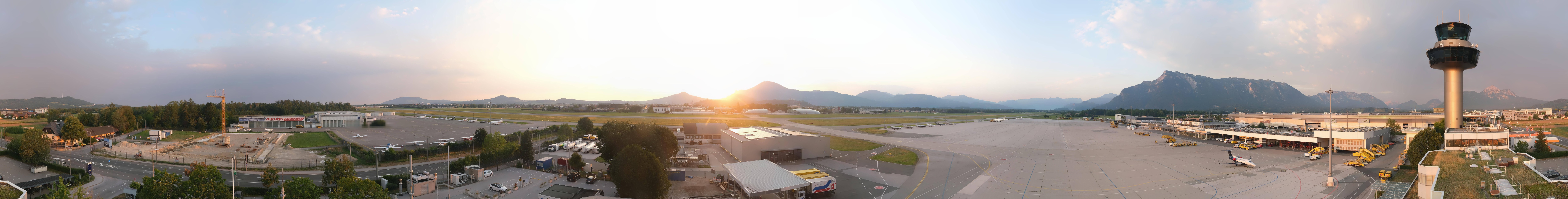 Archived image Webcam Salzburg Airport Panorama