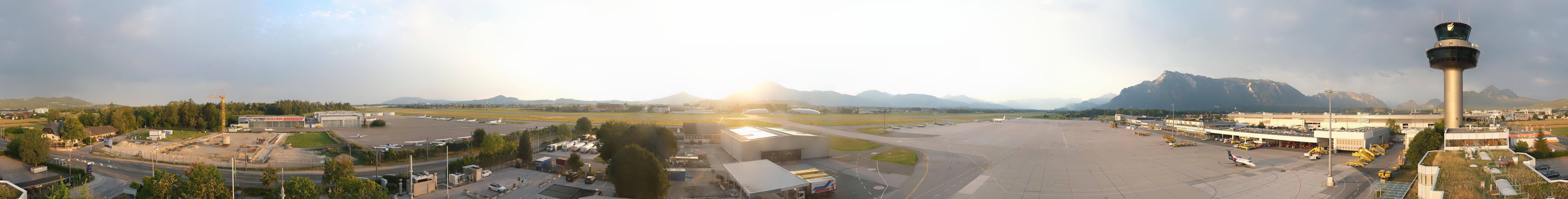 Archived image Webcam Salzburg Airport Panorama