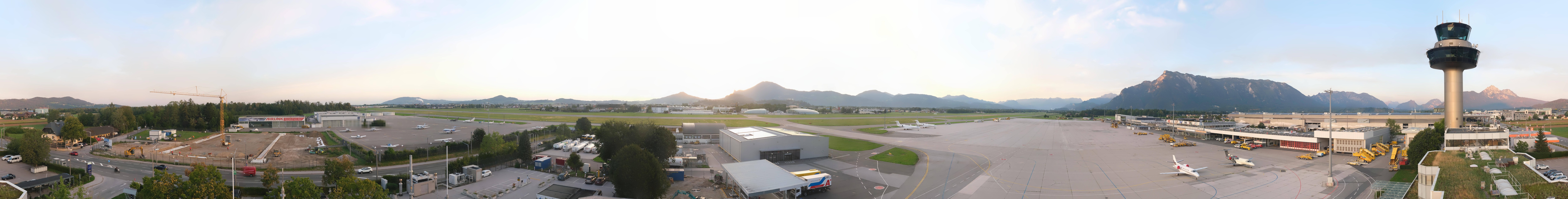 Archiv Foto Webcam Flughafen Salzburg