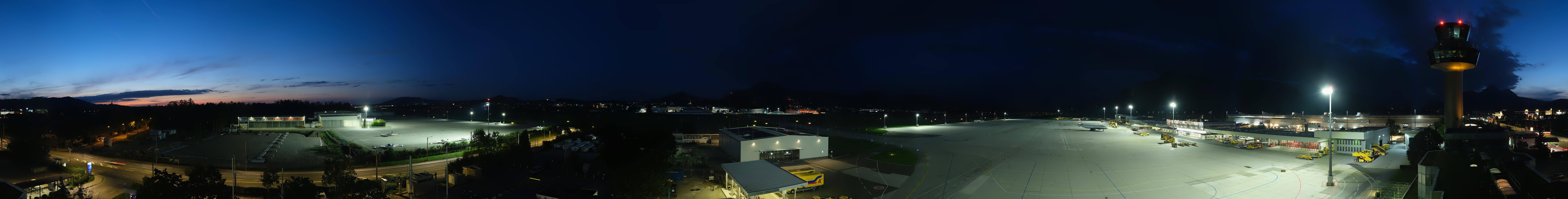 Archiv Foto Webcam Flughafen Salzburg