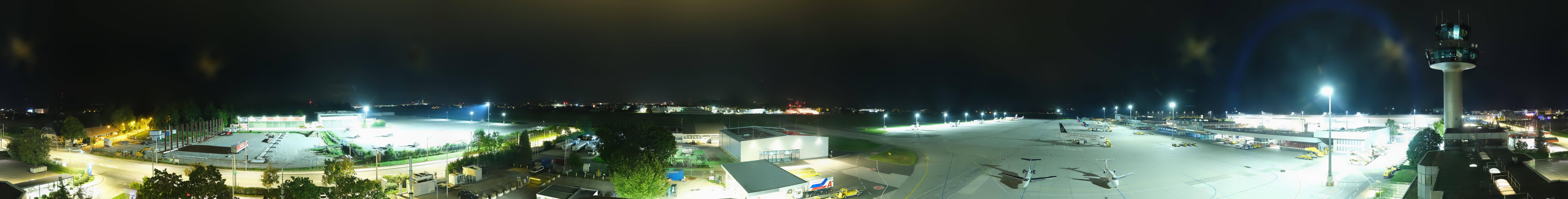 Archived image Webcam Salzburg Airport Panorama