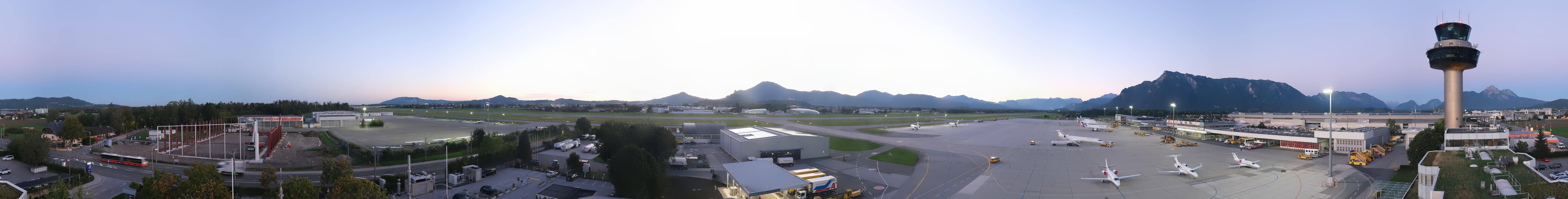 Archiv Foto Webcam Flughafen Salzburg