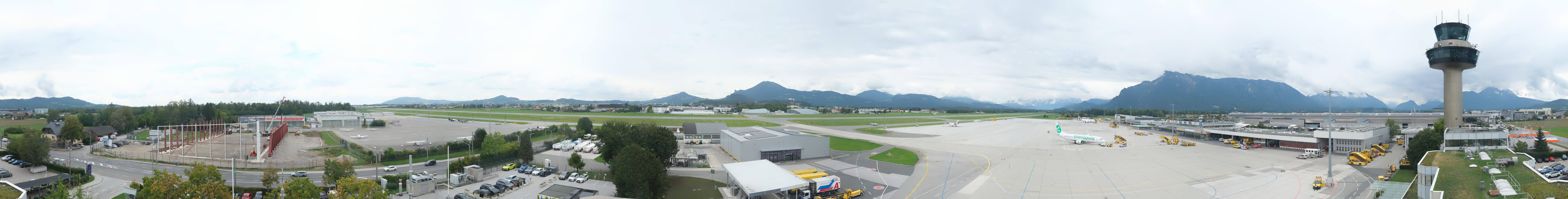 Archived image Webcam Salzburg Airport Panorama