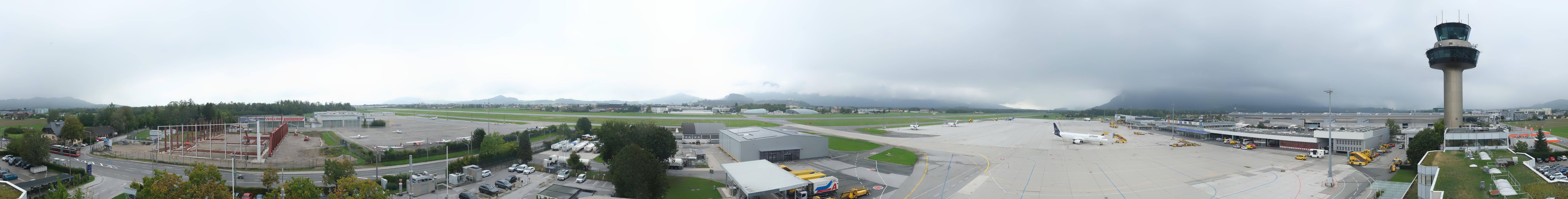 Archived image Webcam Salzburg Airport Panorama