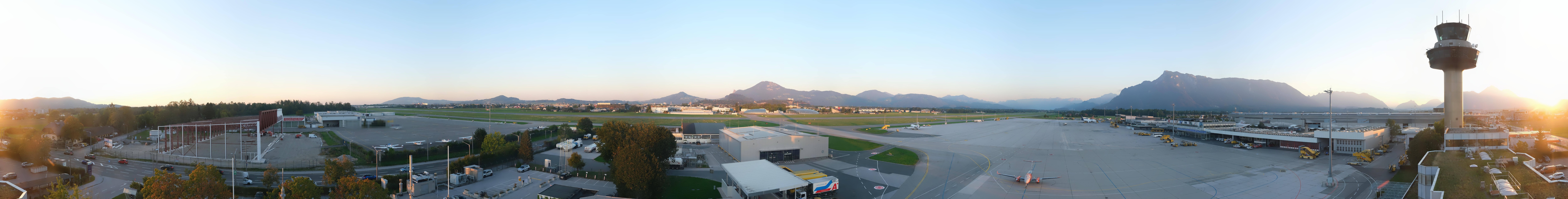 Archiv Foto Webcam Flughafen Salzburg