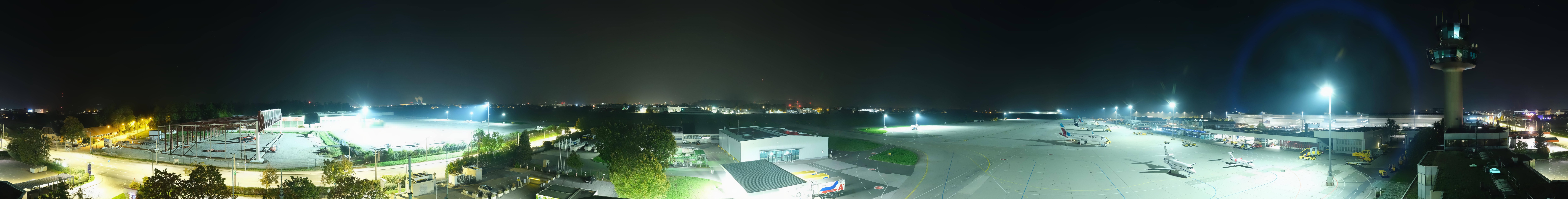 Archiv Foto Webcam Flughafen Salzburg