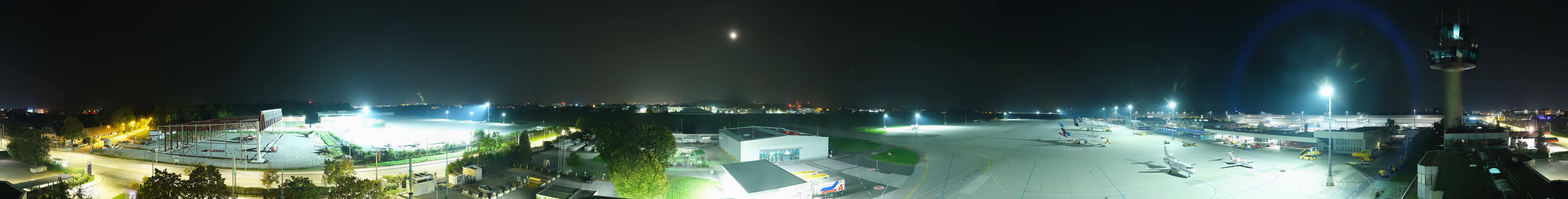 Archiv Foto Webcam Flughafen Salzburg