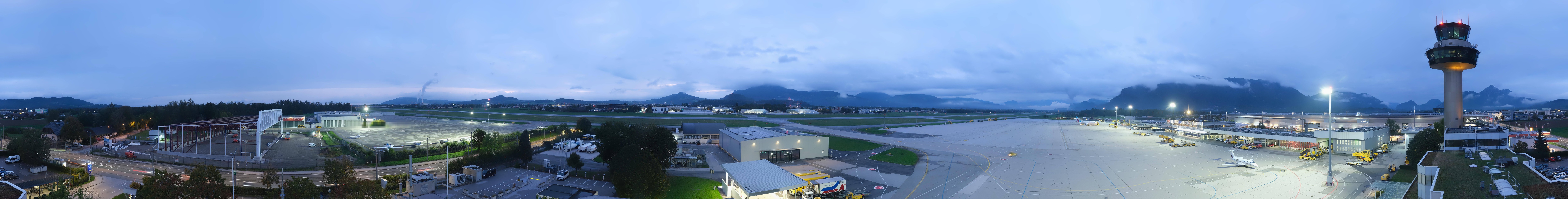 Archived image Webcam Salzburg Airport Panorama