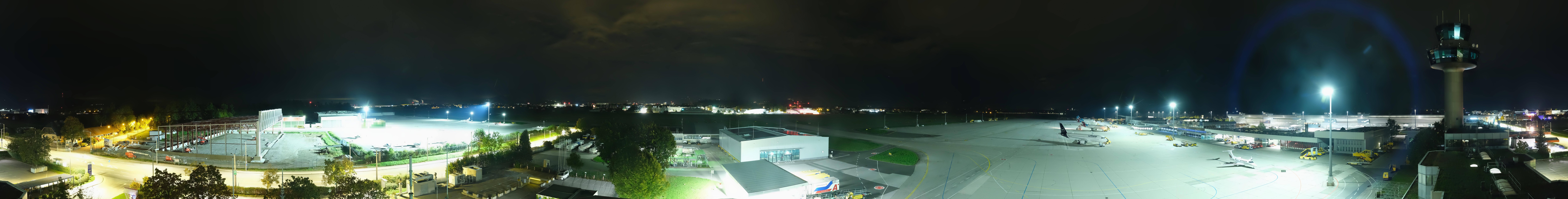 Archiv Foto Webcam Flughafen Salzburg