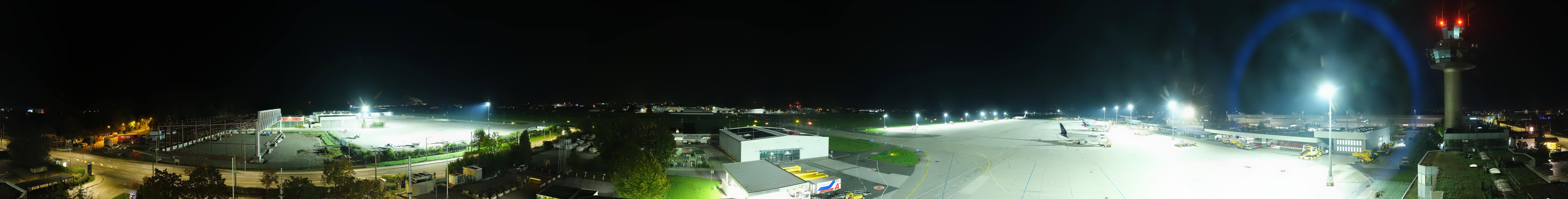 Archived image Webcam Salzburg Airport Panorama