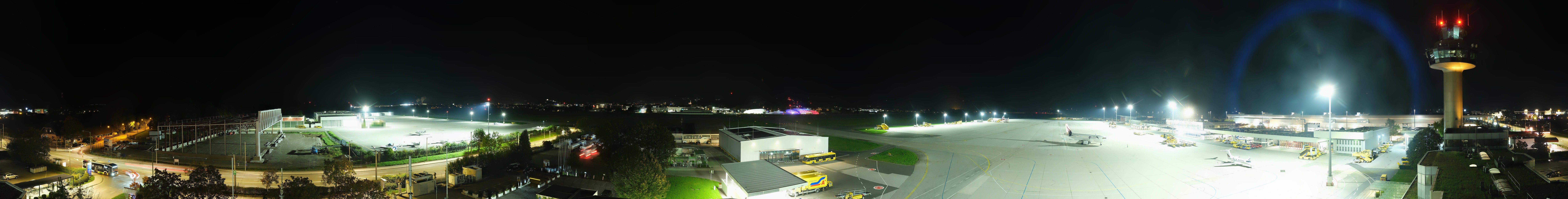 Archived image Webcam Salzburg Airport Panorama