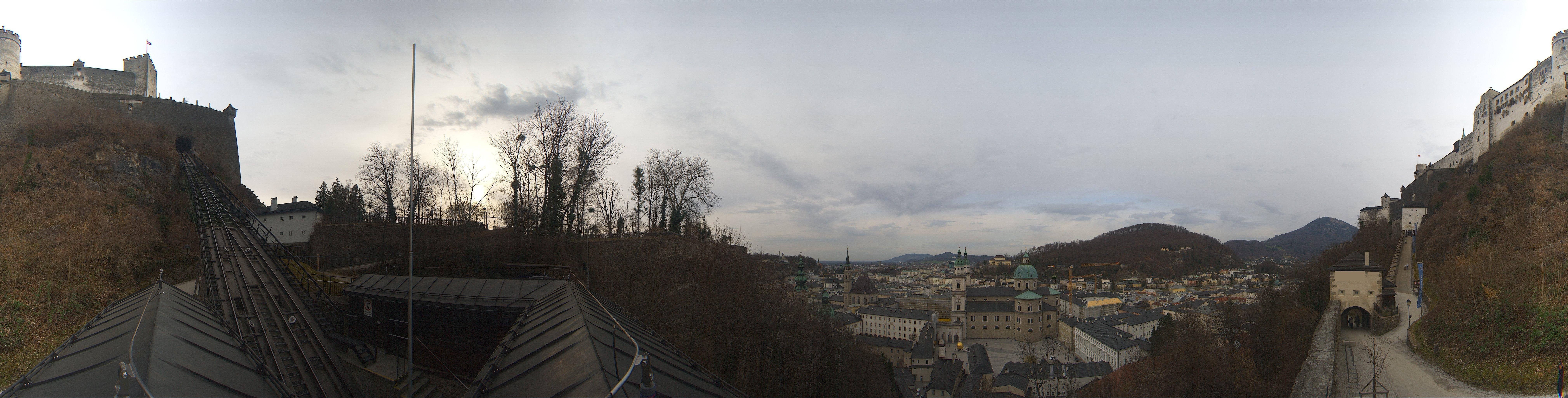 Archived image Webcam Panoramic view from Salzburg funicular