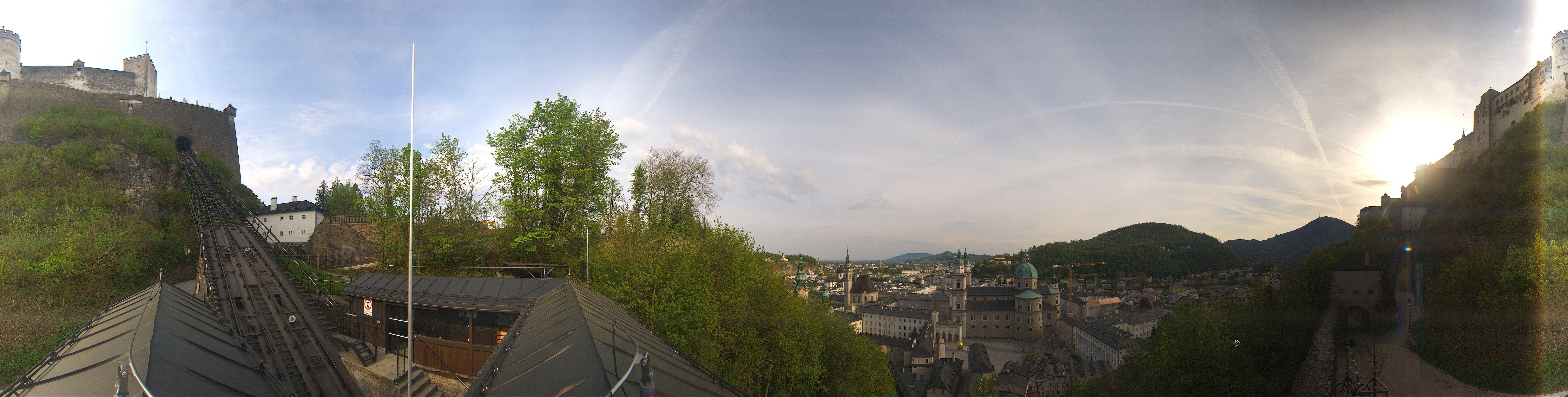 Archived image Webcam Panoramic view from Salzburg funicular